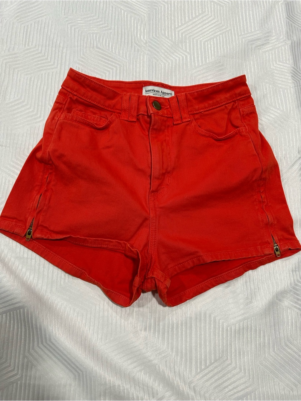 American Apparel Red High-Waisted Denim Shorts with Side Zippers Size 26/27